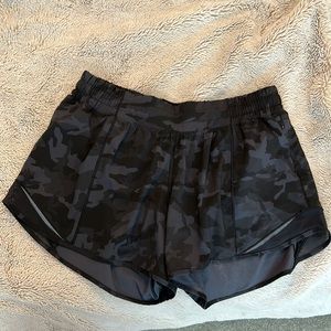 Lulu Hotty hot short 4”